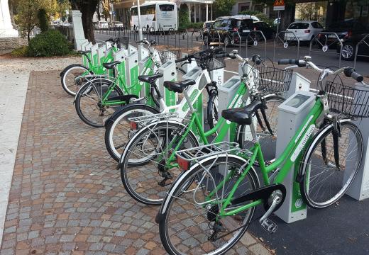 Treno più bici, un'accoppiata moderna ed educativa